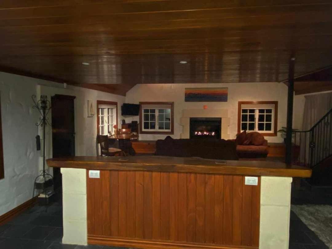 Sky Harbour Villa Кайкура Екстериор снимка